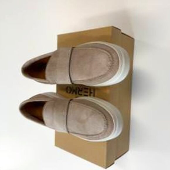HERMO Beige Men\'s Made In Portugal Suede Driving Loafers